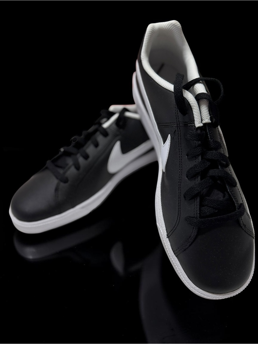 Nike Court Style Black White Sneakers Mens 11 Low Top Casual Shoes